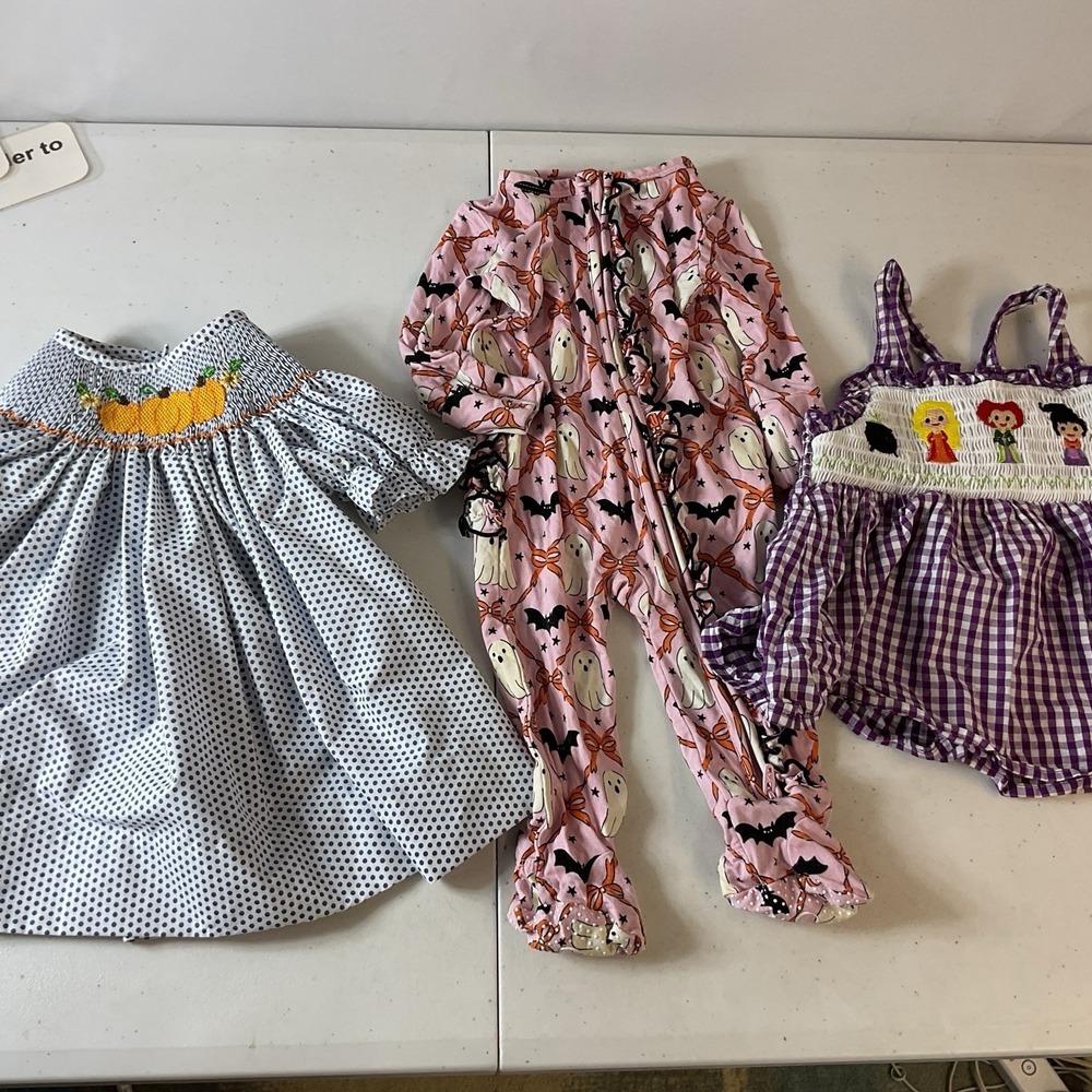 3 PC Baby girl size 3Mos smocked Bamboo zippy Halloween‎ Fall Hocus Pocus